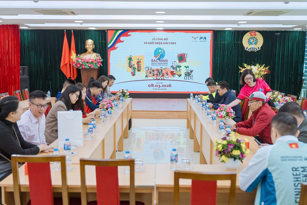 អ្នករត់ប្រណាំងជាង 5,000 នាក់បានប្រមូលផ្តុំគ្នានៅឯ