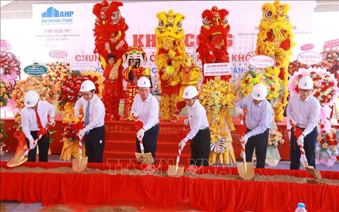 ចំណងជើងរូបថត