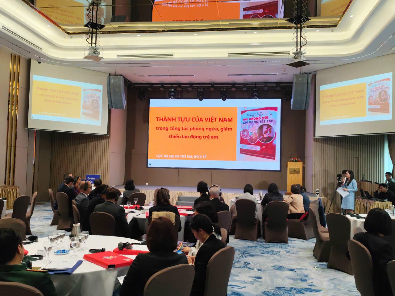 Representatives from the Department of Maternal and Child Health, Ministry of Health, presented data and activities related to the prevention and reduction of child labor at an event on December 17, 2025. (Photo by PV)