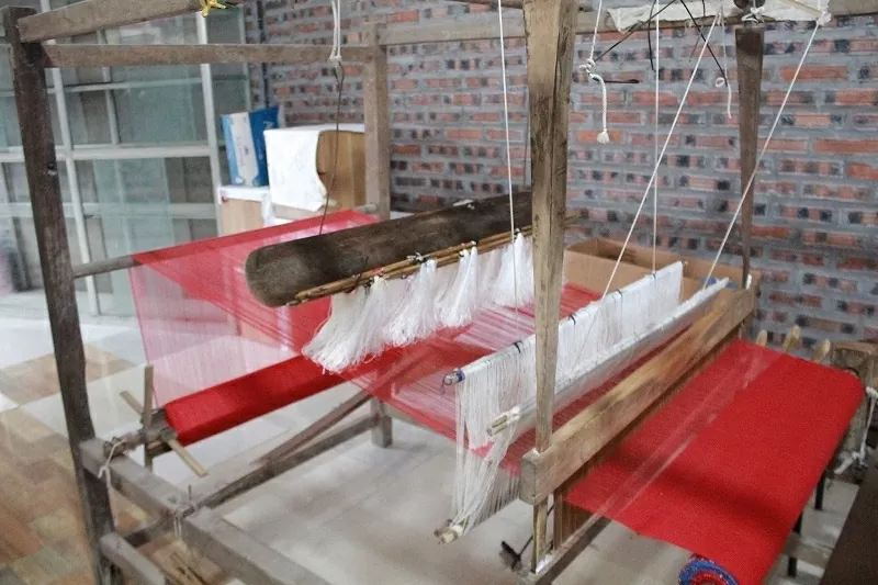 Giữ sợi chỉ cho nghề dệt thổ cẩm ở Mai Châu