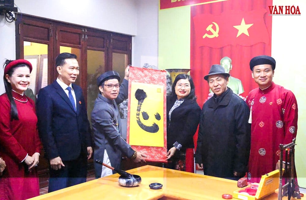 Velký básník Nguyen Du - Živoucí odkaz tisíce let - foto 13