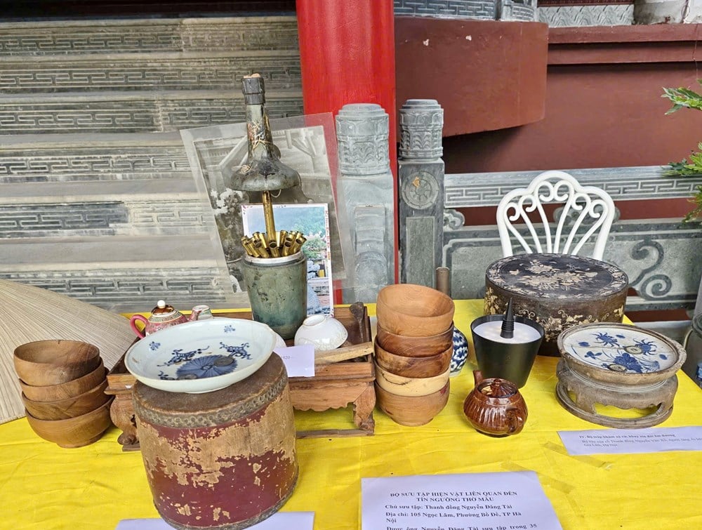 A unique collection of items used in the spirit medium ritual - photo 16