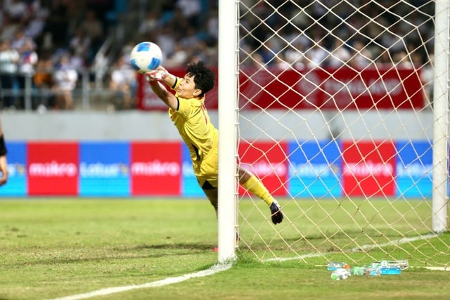 'Domaren förstörde finalen, kvävde oss' - Foto 4. ‘Trọng tài phá hỏng trận chung kết, bóp nghẹt chúng tôi'- Ảnh 4.