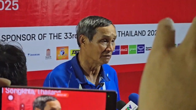 គ្រូបង្វឹក ម៉ៃ ឌឹក ជុង៖ «ការកាត់ក្តីនៅស៊ីហ្គេមគឺអន់ណាស់» - រូបថតទី ១។ HLV Mai Đức Chung: 'Công tác trọng tài của SEA Games rất kém'- Ảnh 1.