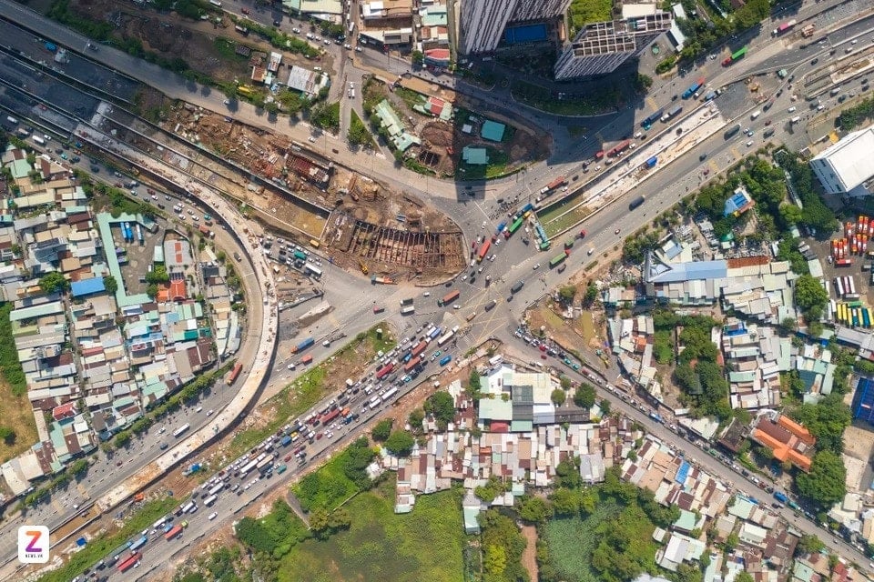 The largest and most modern interchange project, costing over 3.4 trillion VND, in Vietnam's richest city, has missed its completion deadline - Photo 1.