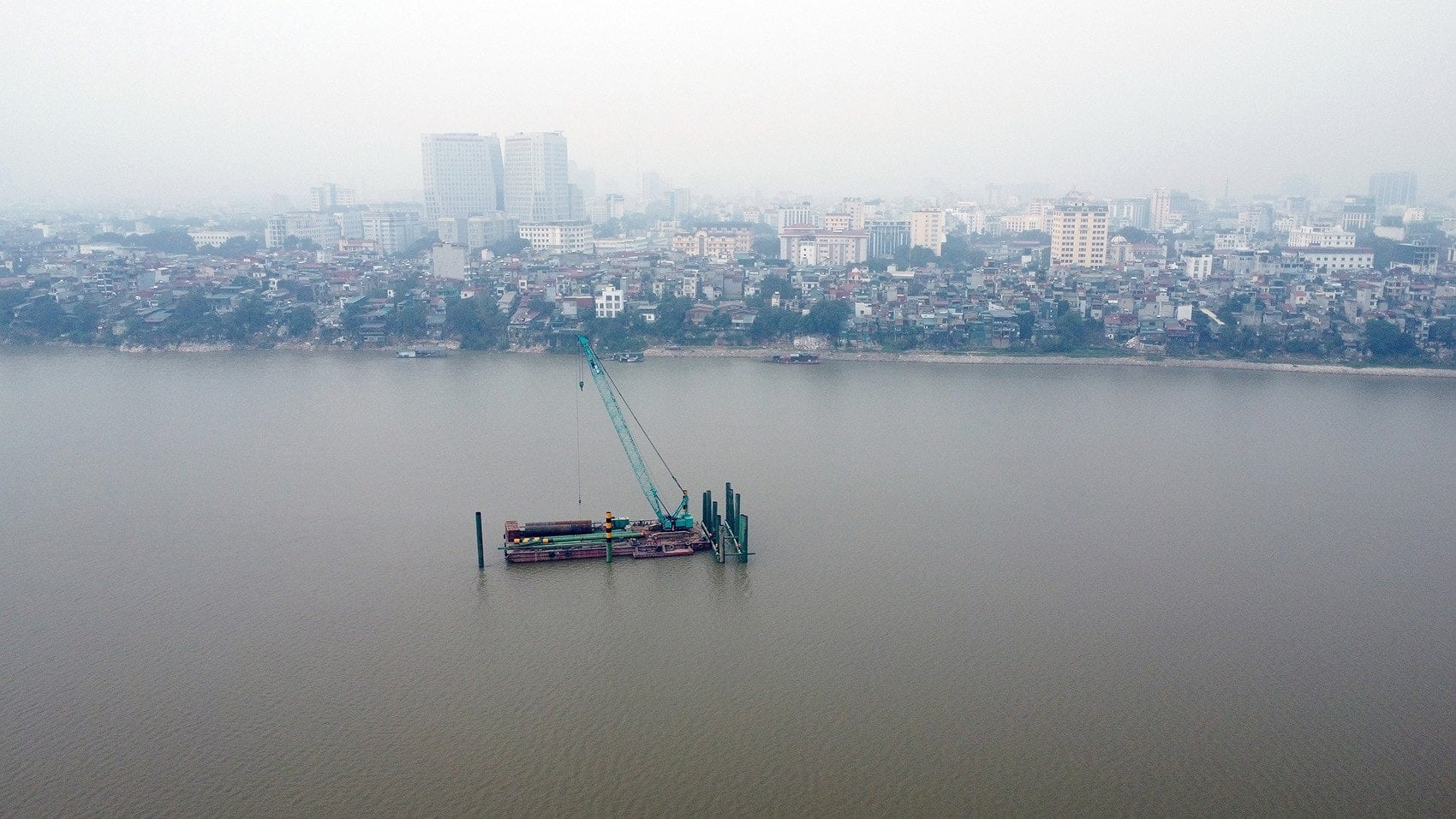 ផែនទីផ្លូវស្ពាន Tran Hung Dao ដែលតភ្ជាប់ស្រុក Hoan Kiem និងស្រុក Long Bien។