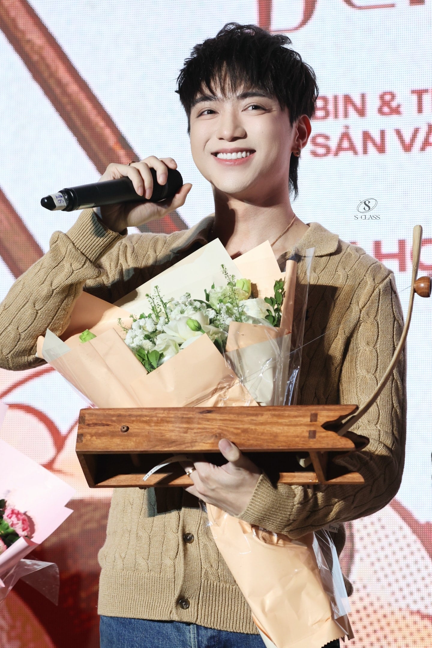 SOOBIN mang 