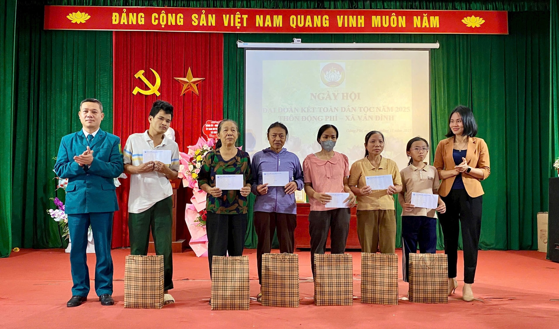 xa-van-dinh4.jpg