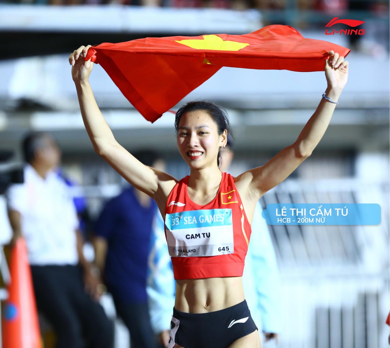 ឡេ ធី កាំ ទូ ត្រូវបានគេចាត់ទុកថាជាអត្តពលិកម្នាក់ដែលមានសម្រស់ទាក់ទាញ និងរាងកាយដ៏ល្អឥតខ្ចោះ (រូបថត៖ Lining)។