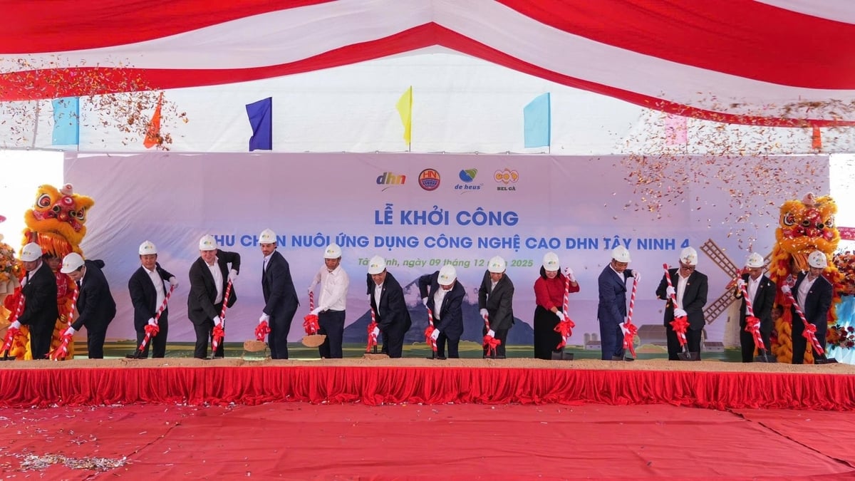 Kumpulan De Heus dan Kumpulan Hung Nhon telah mengadakan majlis pecah tanah untuk kompleks penternakan berteknologi tinggi DHN Tay Ninh 4. Foto: T.T. Tập đoàn De Heus và Tập đoàn Hùng Nhơn đã tổ chức lễ khởi công Khu chăn nuôi ứng dụng công nghệ cao DHN Tây Ninh 4. Ảnh: T.T.