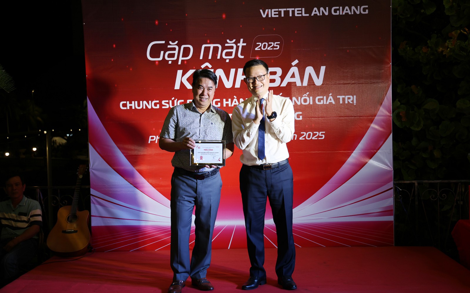 ក្រុមហ៊ុន Viettel An Giang មានគោលបំណងបន្ថែមអតិថិជនប្រើប្រាស់បច្ចេកវិទ្យា 5G ចំនួន ៤០០,០០០ នាក់នៅឆ្នាំ ២០២៦។