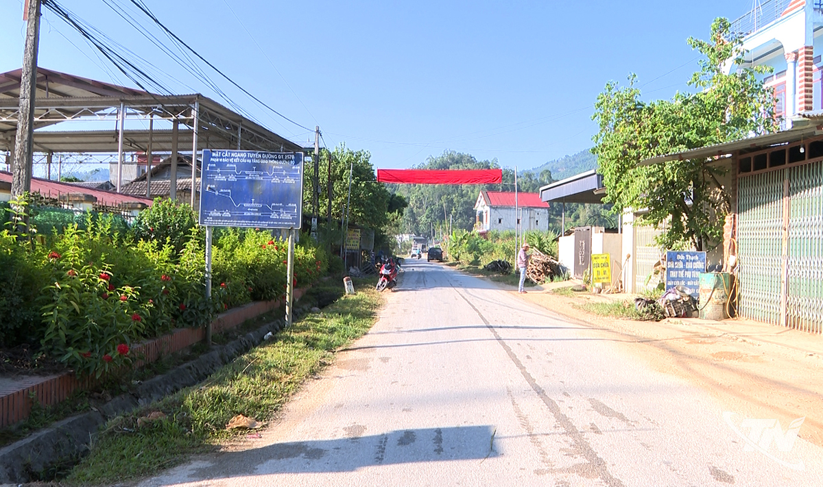 ហេដ្ឋារចនាសម្ព័ន្ធនៅក្នុងឃុំចូដុនត្រូវបានវិនិយោគយ៉ាងទូលំទូលាយ ដែលជំរុញការអភិវឌ្ឍសេដ្ឋកិច្ចសង្គម។