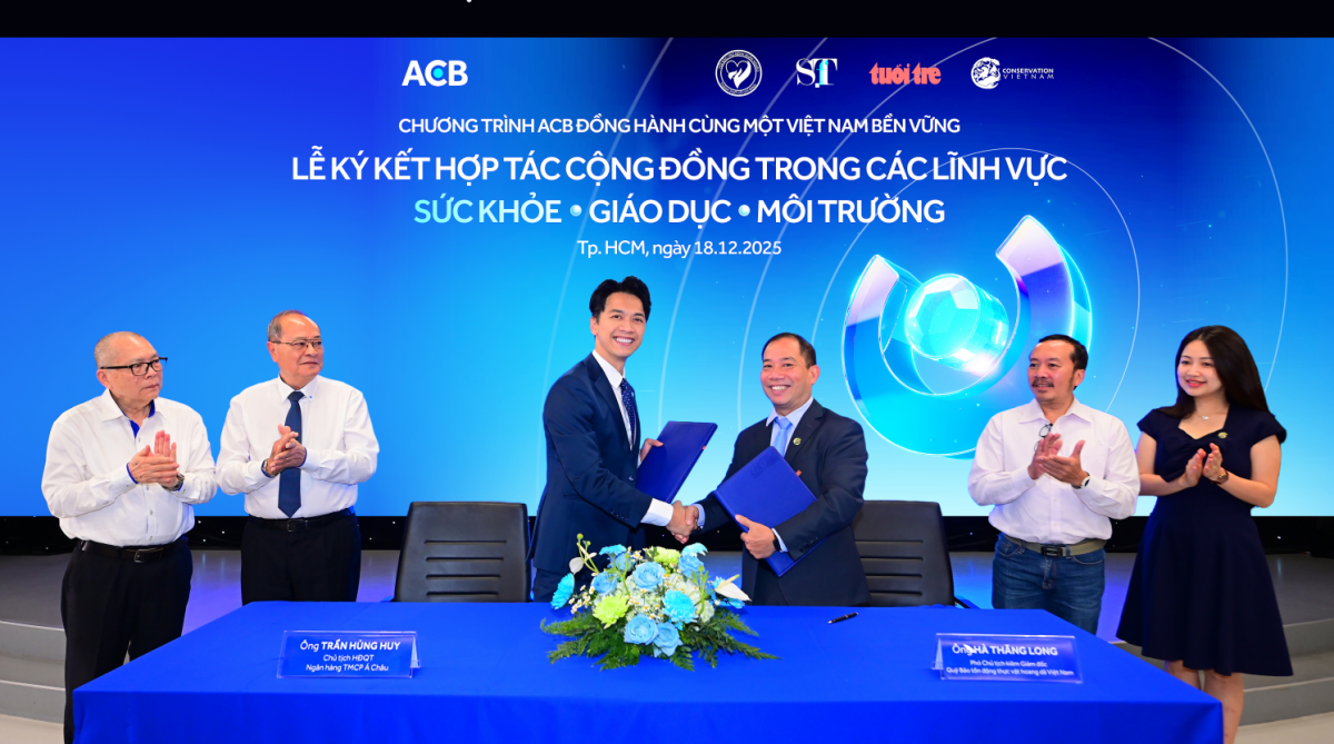 Images from the signing ceremony between ACB and the Vietnam Wildlife Conservation Fund. Lễ ký kết giữa ACB và Quỹ bảo tồn động thực vật hoang dã Việt Nam