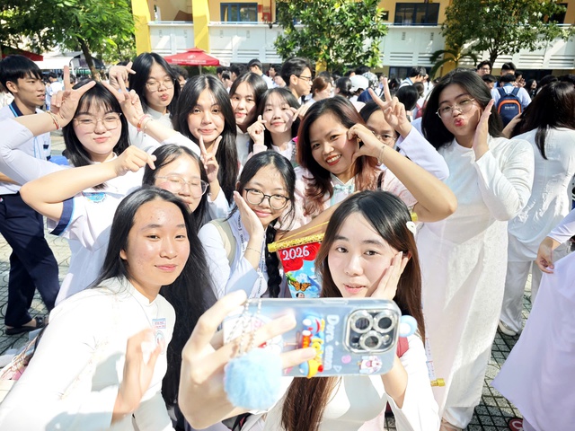 Học sinh TP.HCM dự kiến nghỉ Tết Nguyên đán Bính Ngọ   11 ngày - Ảnh 1.