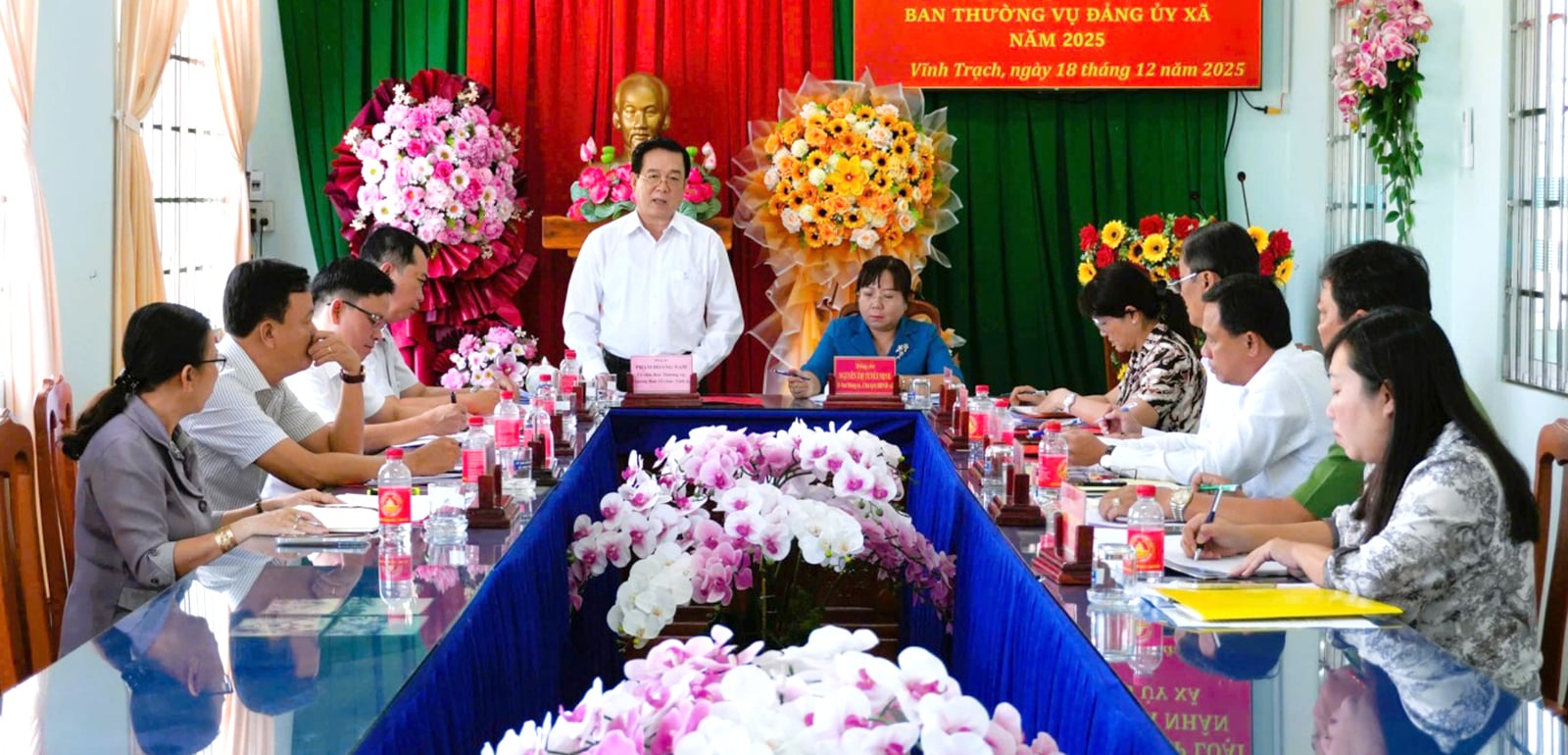 ឃុំវិញត្រាចត្រូវបន្តលើកកម្ពស់ស្មារតីឯកភាព និងប្រកាន់ខ្ជាប់នូវគោលការណ៍ប្រជាធិបតេយ្យមជ្ឈិមនិយម។