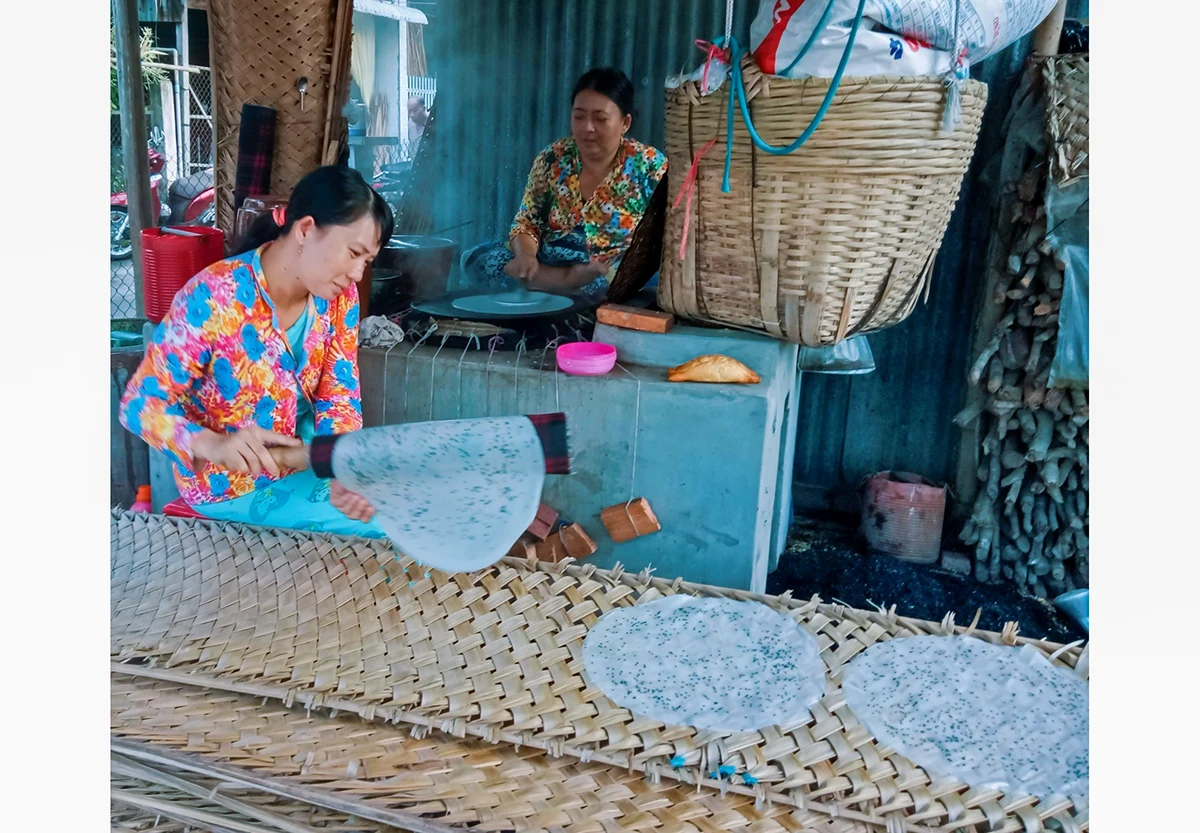 ទិសដៅសម្រាប់ការអភិវឌ្ឍទេសចរណ៍ភូមិសិប្បកម្មប្រកបដោយចីរភាព។