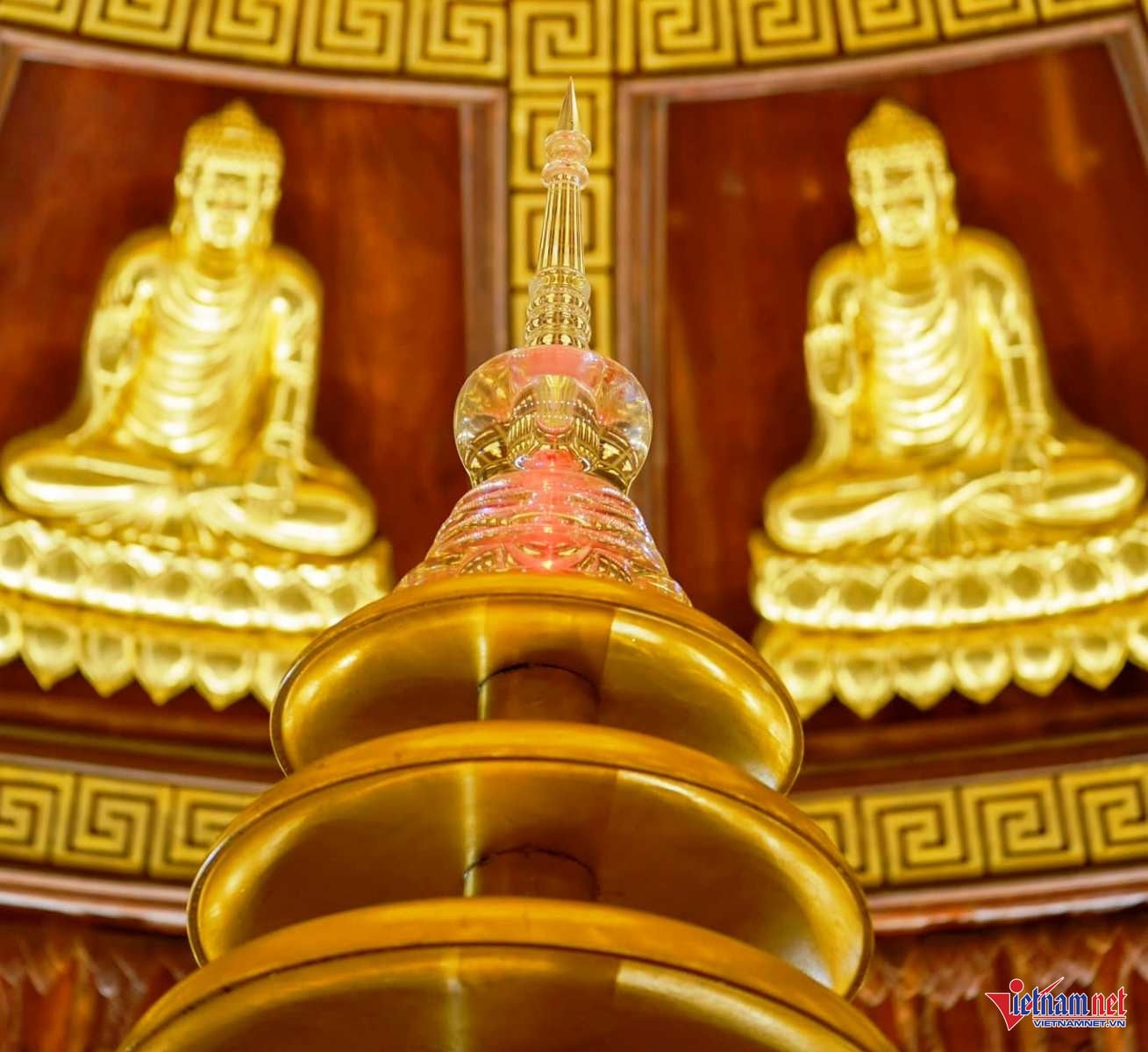 ស្តូប W ១០.jpg
