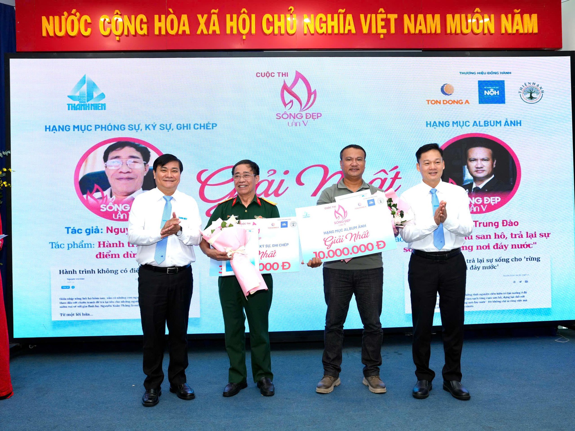 Chạm vào cảm xúc từ những câu chuyện tử tế- Ảnh 2.