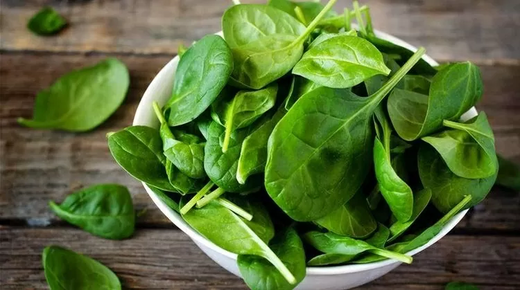 5 types d'aliments à ne pas laisser traîner toute la nuit pour éviter une intoxication alimentaire. 5 loại thức ăn không nên để qua đêm vì dễ bị ngộ độc