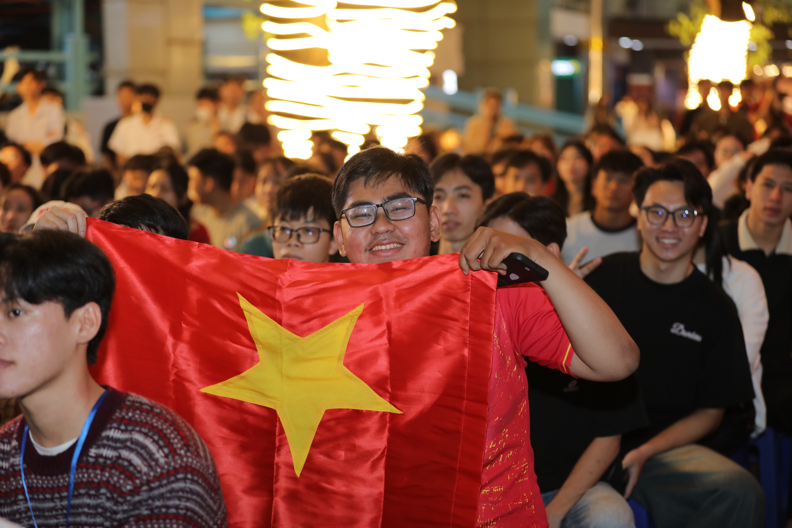 Không cần đi 