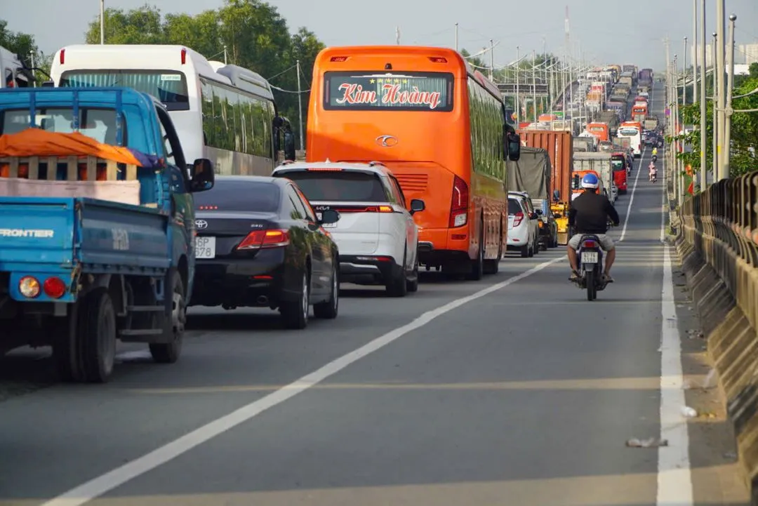 Khởi công dự án giao thông BOT lớn nhất từ trước đến nay nối TP Hồ Chí Minh với miền Tây - Ảnh 1.