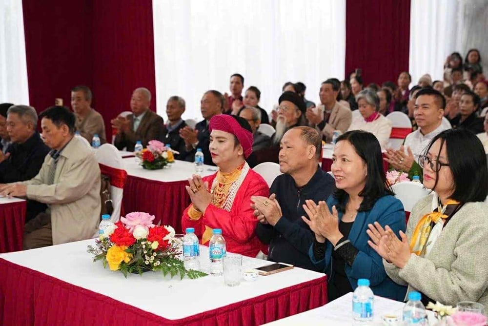 Ứng dụng công nghệ số trong quản lý tín ngưỡng thờ Mẫu - giữ gìn chuẩn mực di sản - ảnh 1