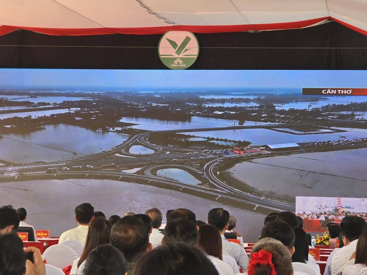 Trên cả nước đồng loạt diễn ra Lễ khởi công, khánh thành, thông xe kỹ thuật 234 dự án, công trình với tổng mức đầu tư 3,4 triệu tỷ đồng. Ảnh: Kim Anh.