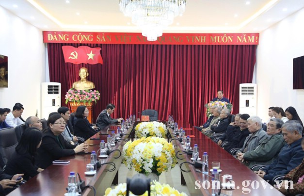 គាត់ជឿអត្ថបទ