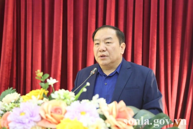 គាត់ជឿអត្ថបទ