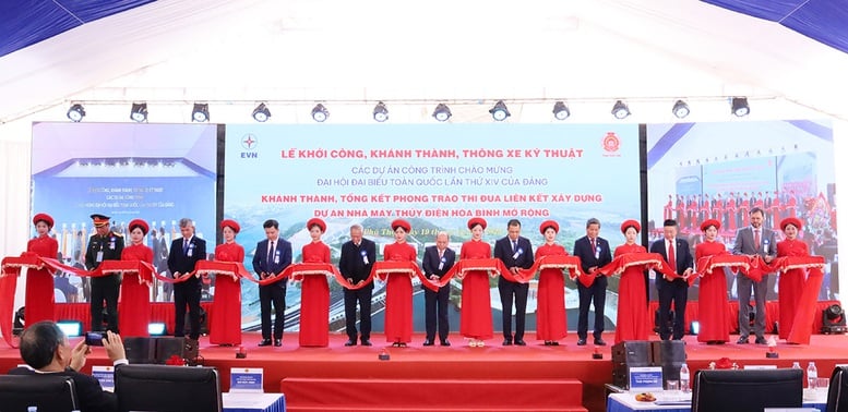 EVN inaugura l'ampliamento della centrale idroelettrica di Hoa Binh - Foto 1. EVN khánh thành Nhà máy Thủy điện Hòa Bình mở rộng- Ảnh 1.