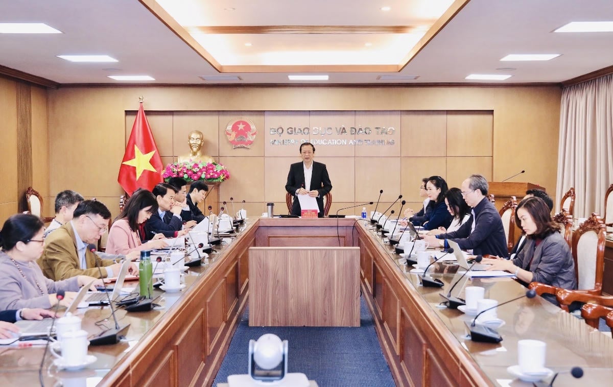 La vice-ministre permanente de l'Éducation et de la Formation, Pham Ngoc Thuong, a présidé la conférence.