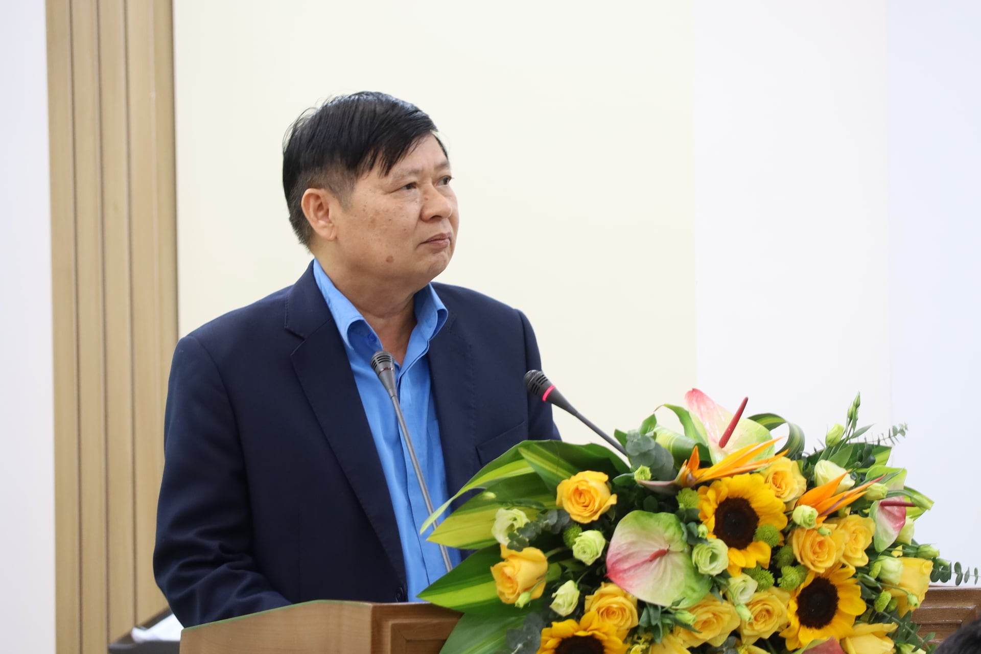 Ông Phan Văn Anh, Phó Chủ tịch Tổng Liên đoàn Lao động Việt Nam, đánh giá cao các hoạt động của chương trình 'Xây Tết' năm nay. Ảnh: Phương Linh.