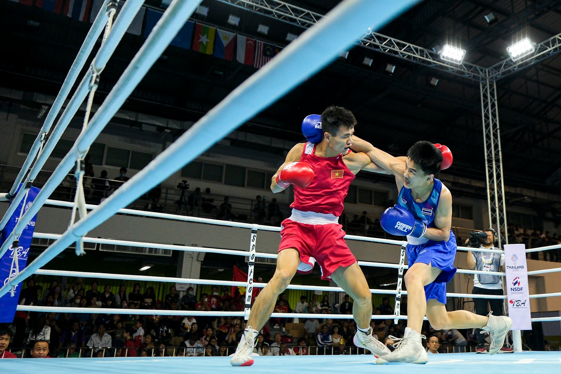 Finální fotografie 2 ze SEA Games chung ket sea games anh 2