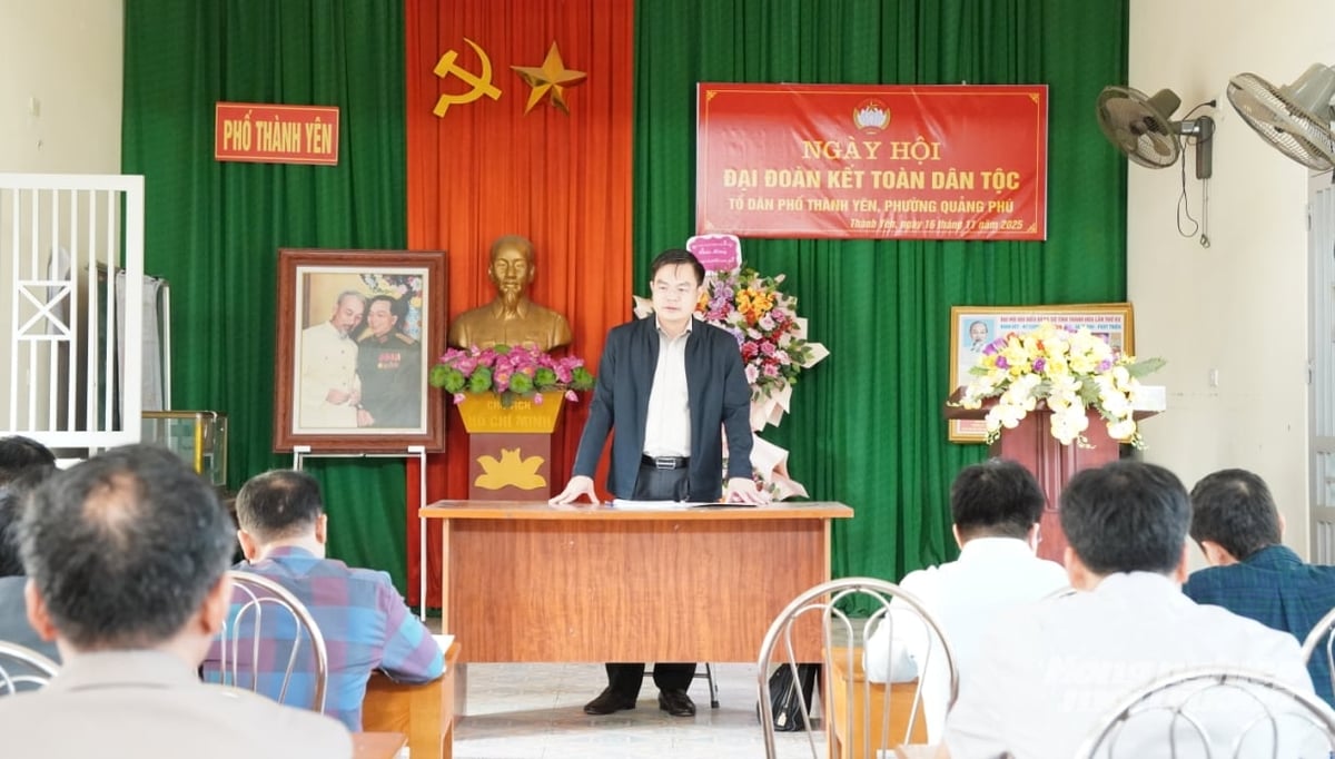 Giám đốc Sở Xây dựng Thanh Hóa chủ trì buổi đối thoại. Ảnh: Quốc Toản.