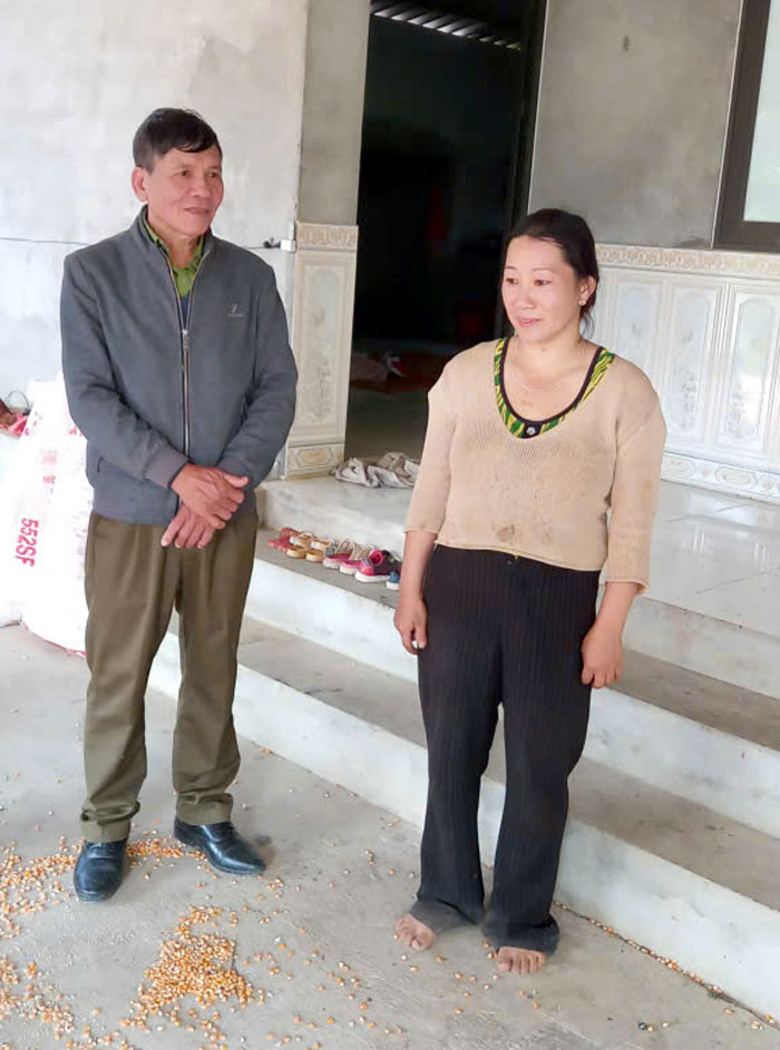 លោក ង៉ោ ហ៊ុយ សយ ប្រធានភូមិលៀនភឿង (ឃុំវ៉ាន់ឡាង) បានចុះសួរសុខទុក្ខ និងលើកទឹកចិត្តគ្រួសារក្រីក្រមួយគ្រួសារនៅក្នុងភូមិ។