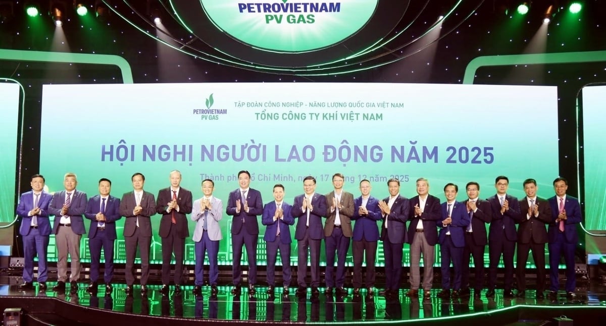 Lãnh đạo Petrovietnam và lãnh đạo PV GAS tham dự Hội nghị. Ảnh: PV GAS.