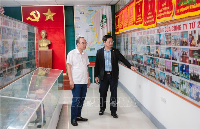 ចំណងជើងរូបថត