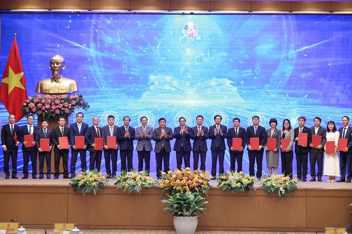 Phát động chương trình “Học từ làm việc thực tế” - gắn đào tạo với nhu cầu của nền kinh tế số- Ảnh 1.