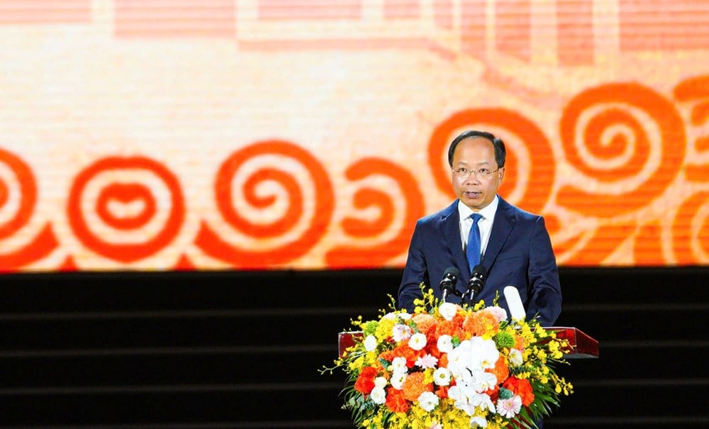 កវីដ៏អស្ចារ្យ ង្វៀន ឌូ - គុណធម៌នៃបេះដូងភ្លឺចែងចាំងជារៀងរហូត - រូបភាពទី 3