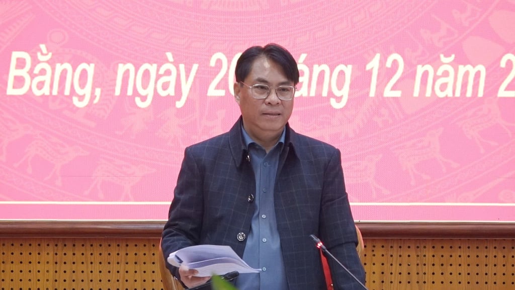 Schůzi uzavřel provinční tajemník strany Phan Thăng An.