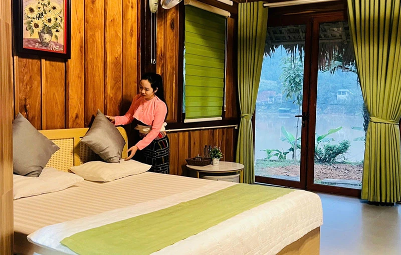 គ្រឹះស្ថានទេសចរណ៍នៅភាគខាងលិចខេត្តថាញ់ហ័រកំពុងរៀបចំខ្លួនដើម្បីស្វាគមន៍ភ្ញៀវទេសចរក្នុងអំឡុងពេលថ្ងៃឈប់សម្រាកបុណ្យចូលឆ្នាំថ្មី។