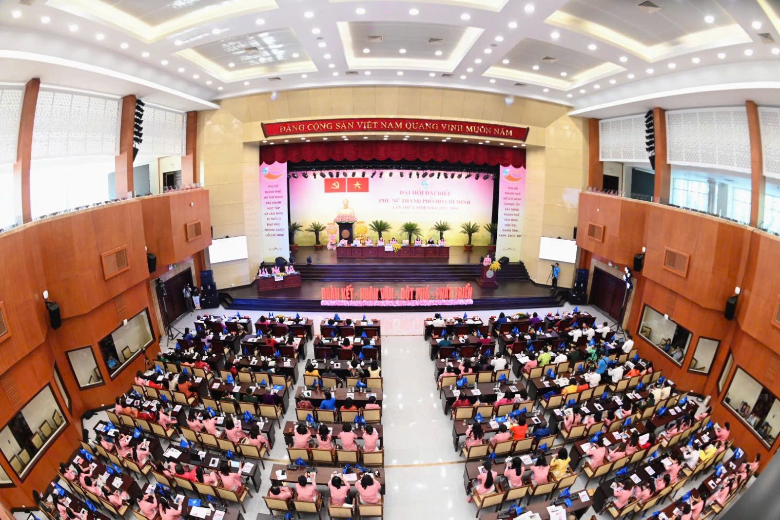 ចំណងជើងរូបថត