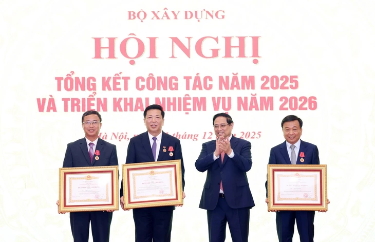Tháng 1-2026 phải chọn được hình thức đầu tư đường sắt tốc độ cao Bắc - Nam - Ảnh 1.