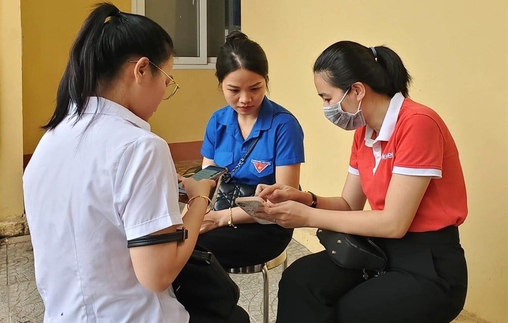 ក្រុមបច្ចេកវិទ្យាឌីជីថលសហគមន៍លើកកម្ពស់ការកាត់បន្ថយភាពក្រីក្រនៃព័ត៌មាន - រូបថតទី 2