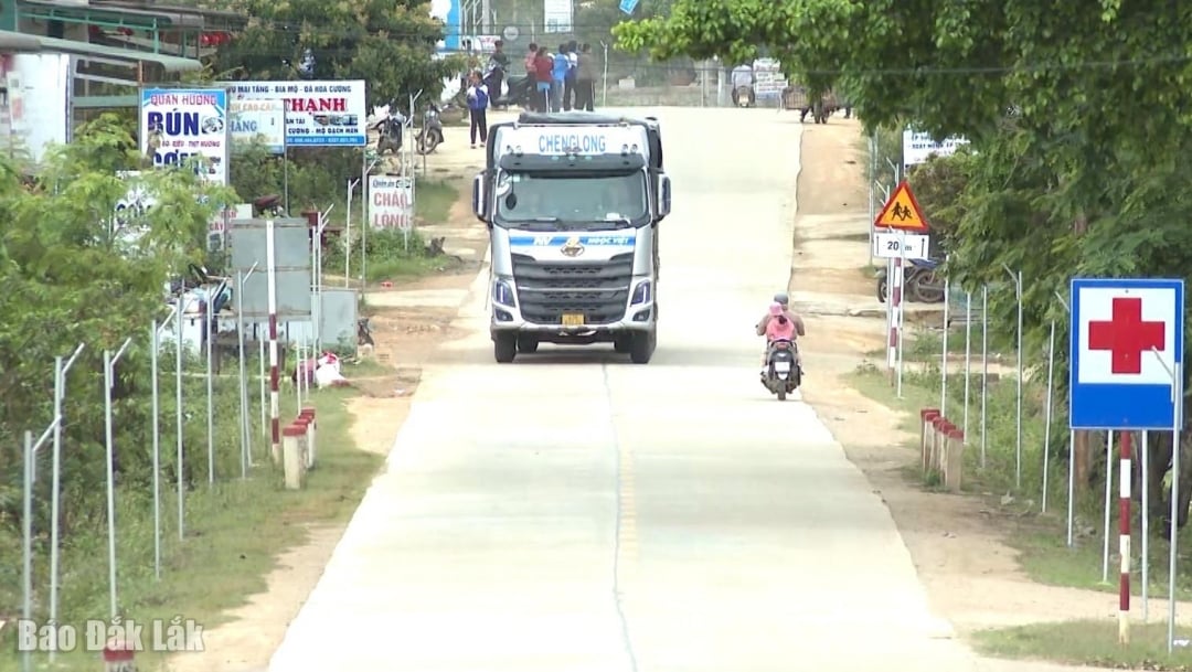 ផ្លូវថ្នល់
