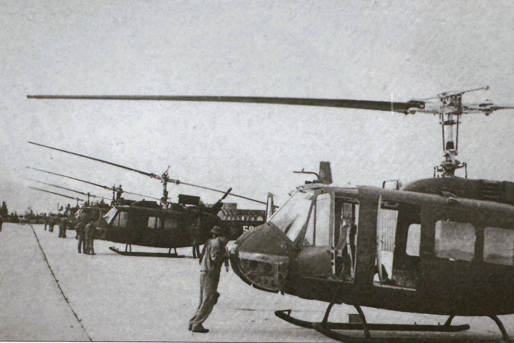 Vietnam Hava Kuvvetlerine ait silahlı helikopterler: Savaş