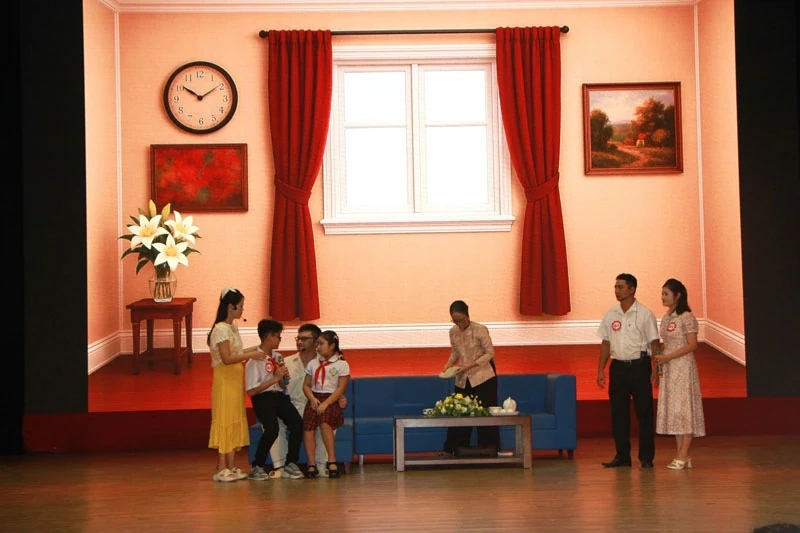 Zachování kulturních norem chování ve vietnamských rodinách.