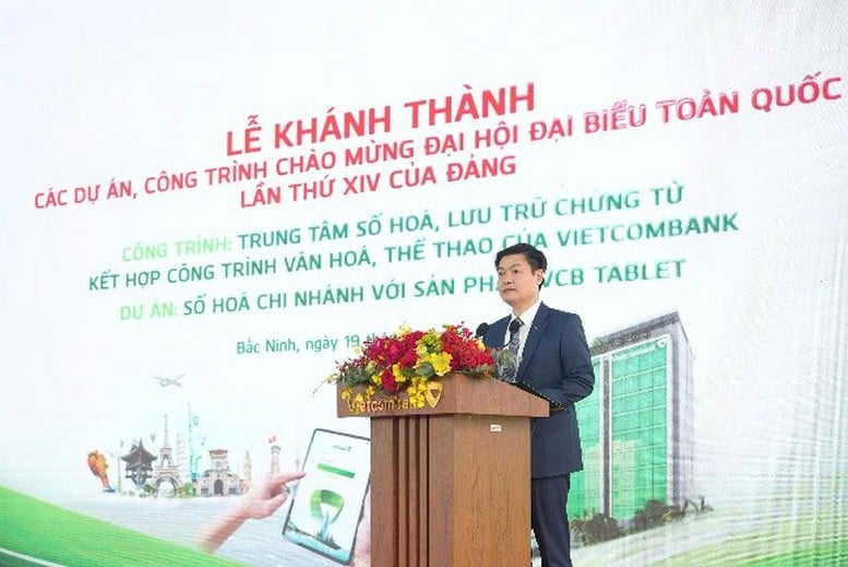 ធនាគារ Vietcombank សម្ពោធគម្រោងចំនួនពីរ ដើម្បីអបអរសាទរសមាជជាតិលើកទី១៤ នៃបក្សកុម្មុយនិស្តវៀតណាម - រូបថតទី ២។