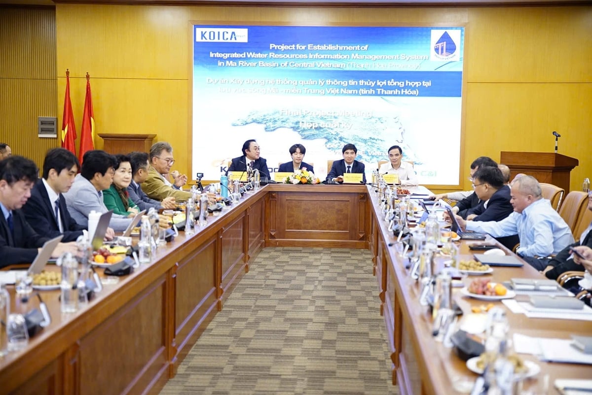 Lễ kết thúc Dự án 'Xây dựng hệ thống quản lý thông tin thủy lợi tổng hợp tại lưu vực sông Mã - miền Trung Việt Nam (tỉnh Thanh Hóa)', chiều 22/12. Ảnh: Linh Linh.