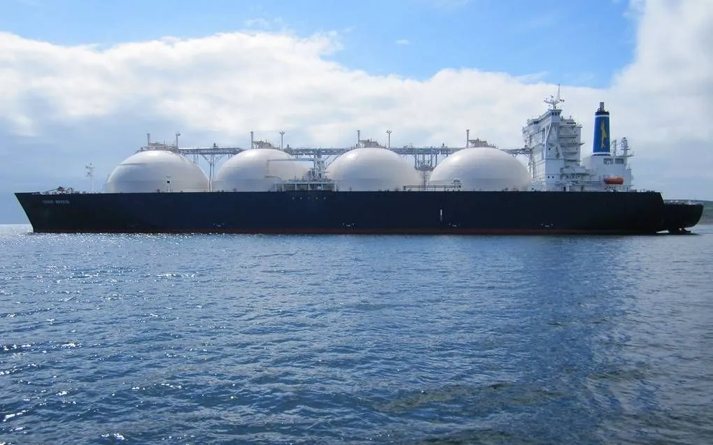یک کشتی حامل گاز طبیعی مایع (LNG). عکس: TASS